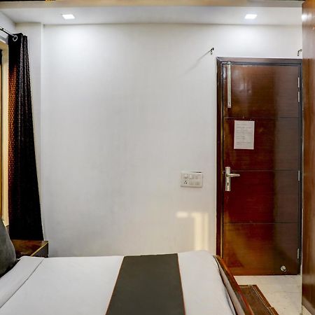 Collection O R S Villa Near Lotus Temple New Delhi Ngoại thất bức ảnh