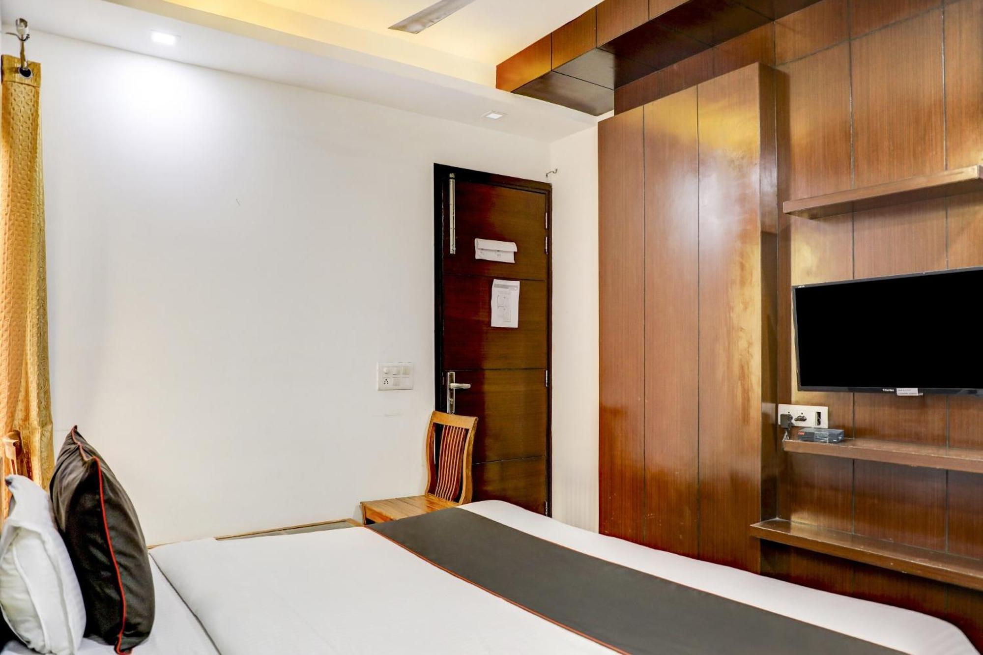 Collection O R S Villa Near Lotus Temple New Delhi Ngoại thất bức ảnh